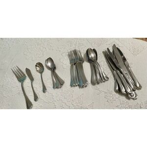 Towle Supreme Cutlery ALENCON Stainless 43 Piece Set